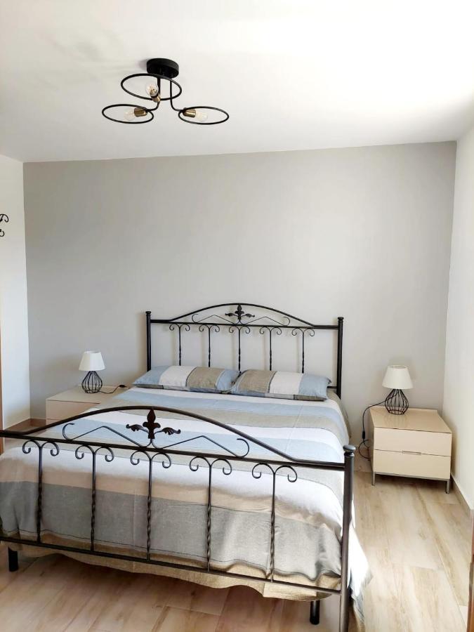 Terrazza 44 Lägenhet Lecce Exteriör bild