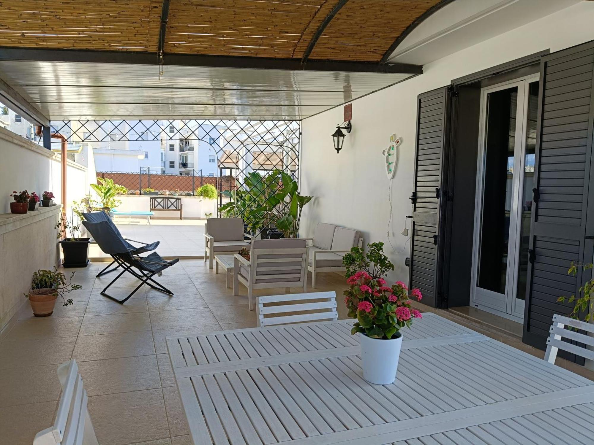 Terrazza 44 Lägenhet Lecce Exteriör bild